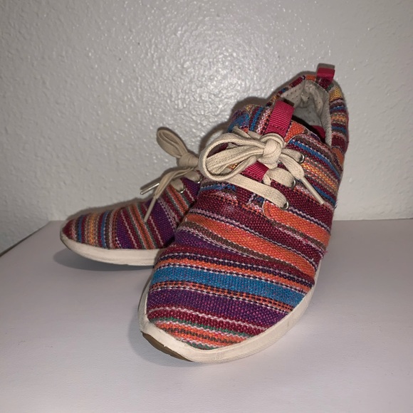 Toms Shoes - Toms Striped Multi Color Lace Up Shoes Women's Sz5